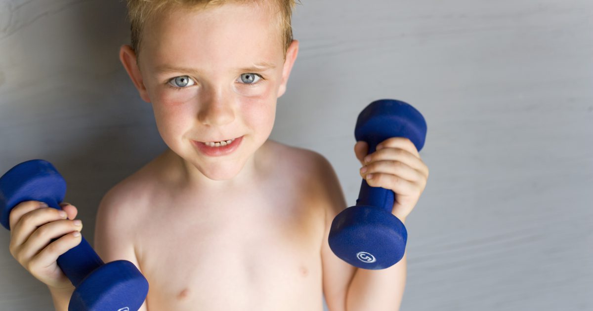 Ist es gut für 10-jährige Jungen Gewichte zu heben?