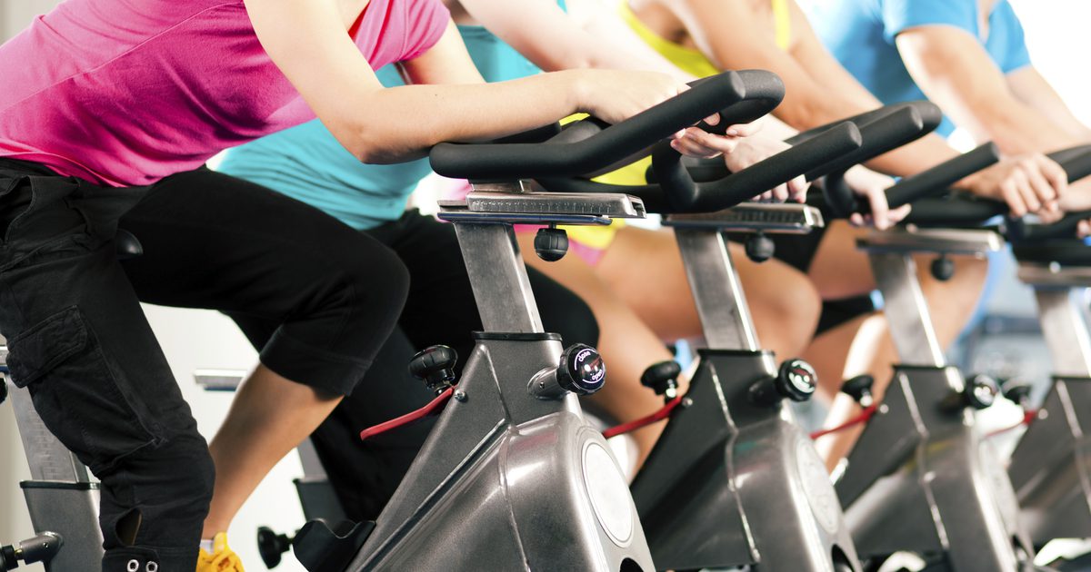 Maskiner att använda på ett gym för att gå ner i vikt