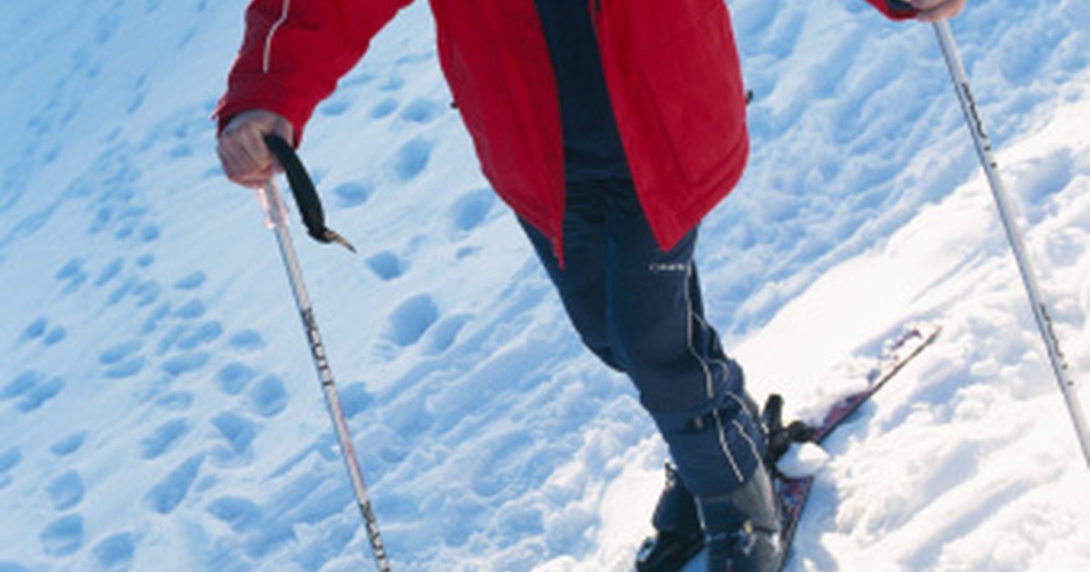 Лыжные брюки Vs. Лыжные нагрудники
