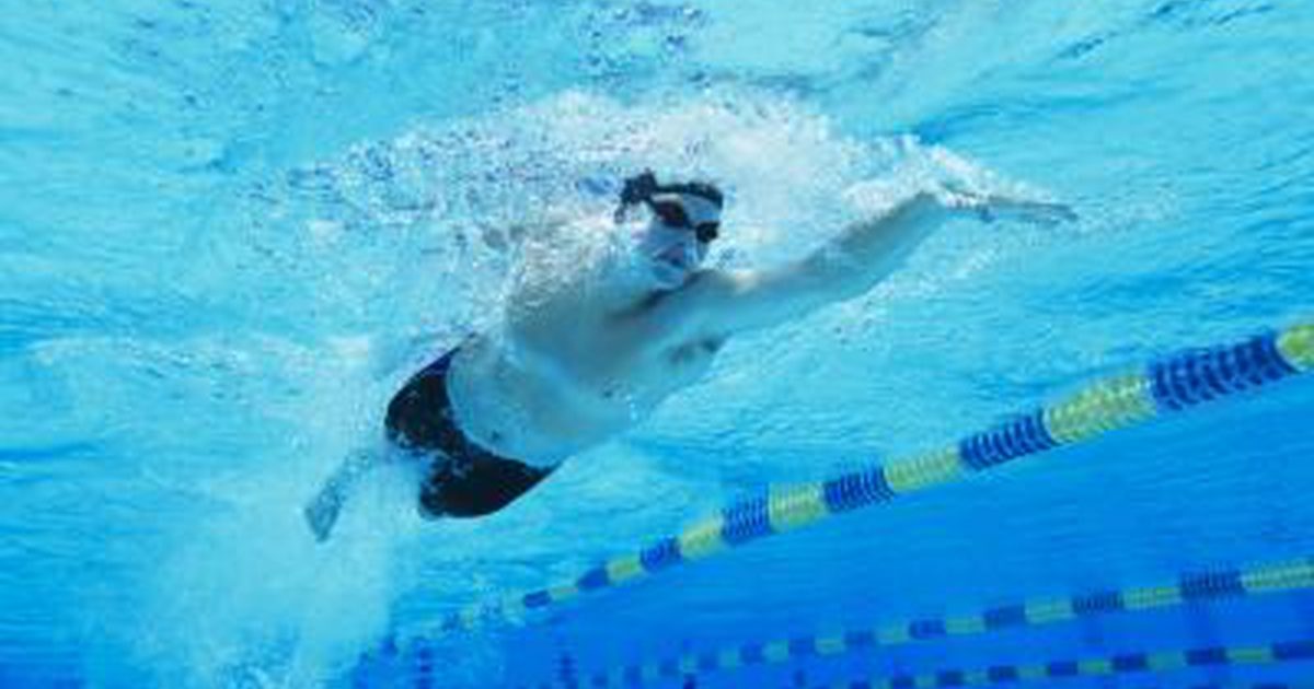 Скорость плавания человека