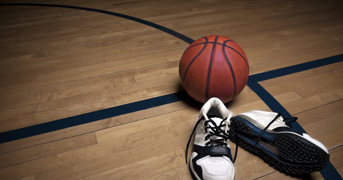 Was ist der Unterschied zwischen Tennisschuhen und Basketballschuhen?