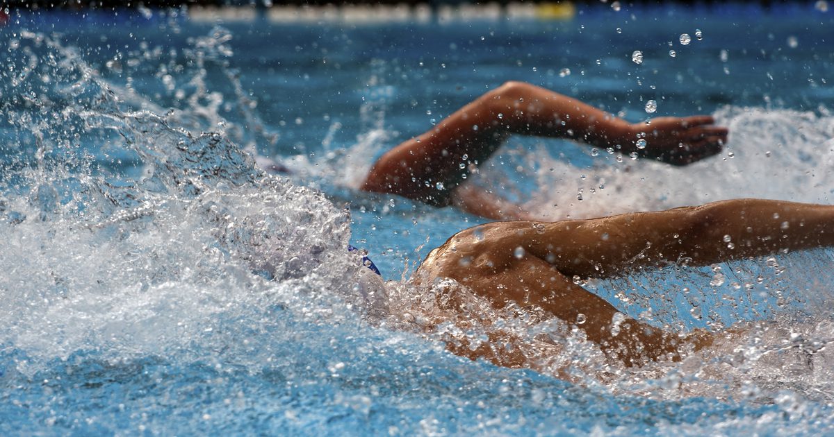 Hva er verdensrekordet for 100 meter freestyle svømming?