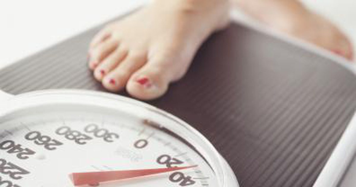 Treningsplan for å miste opp til 30 pund i tre måneder for kvinner